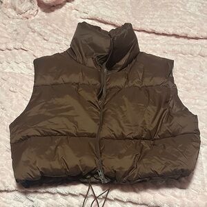 Brown cropped puffer